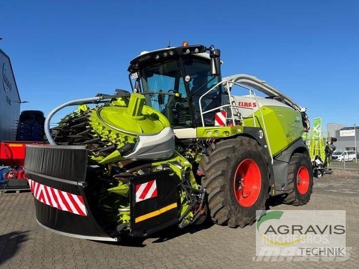 CLAAS JAGUAR 970 Önjáró szecskázók