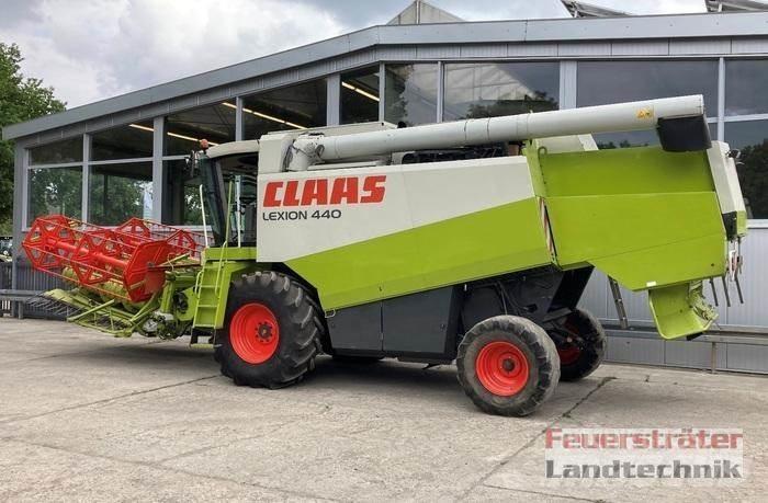 CLAAS LEXION 440 AC Kombájnok