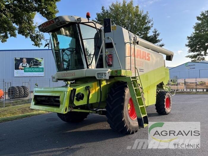 CLAAS LEXION 450 Kombájnok