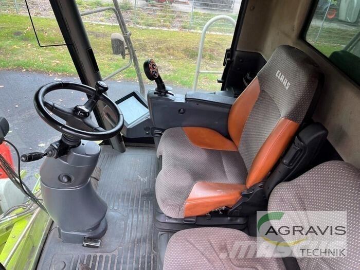CLAAS LEXION 530 Kombájnok