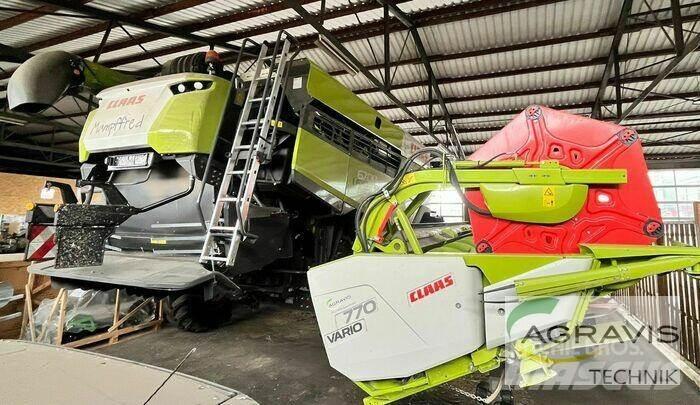 CLAAS LEXION 6700 Kombájnok