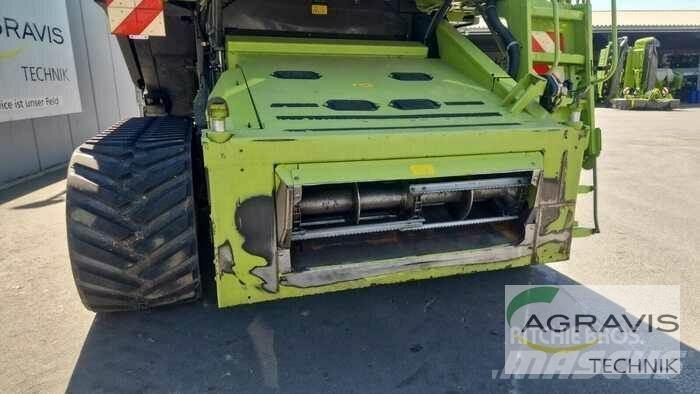 CLAAS LEXION 750 Kombájnok