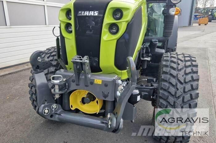 CLAAS NEXOS 240 L Traktorok