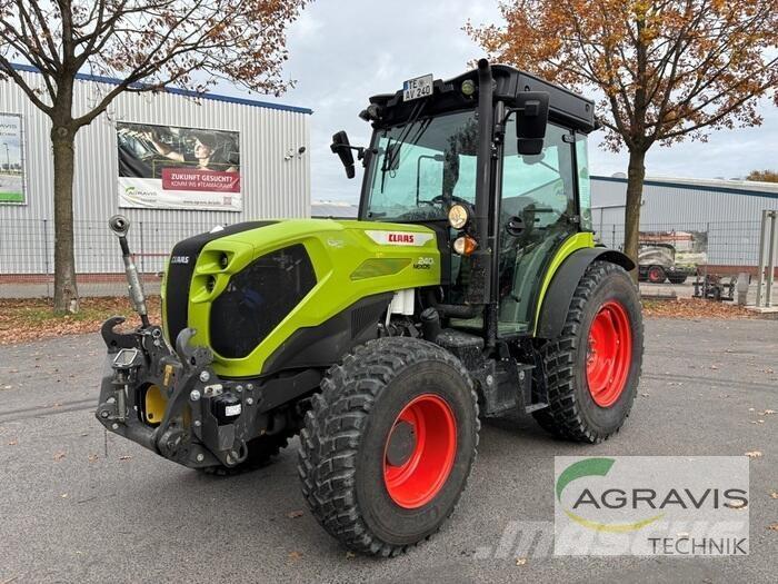 CLAAS NEXOS 240 L Traktorok