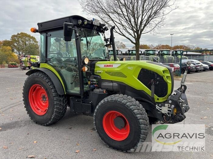 CLAAS NEXOS 240 L Traktorok