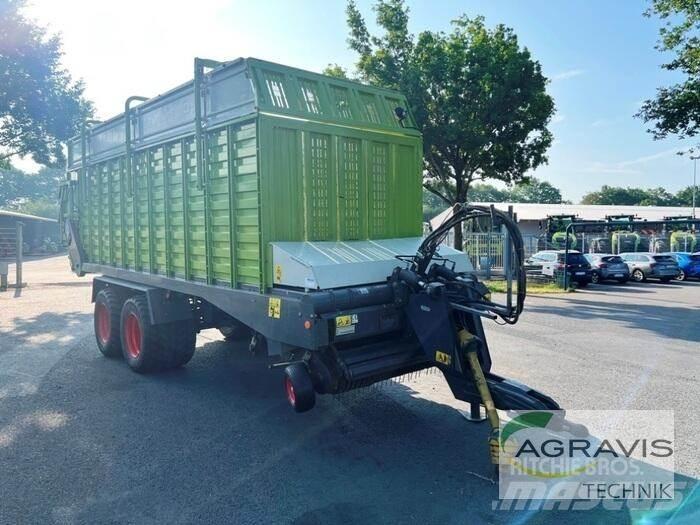 CLAAS QUANTUM 5700 S Önrakodó pótkocsik