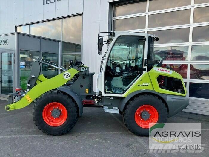 CLAAS TORION 530 Gumikerekes homlokrakodók