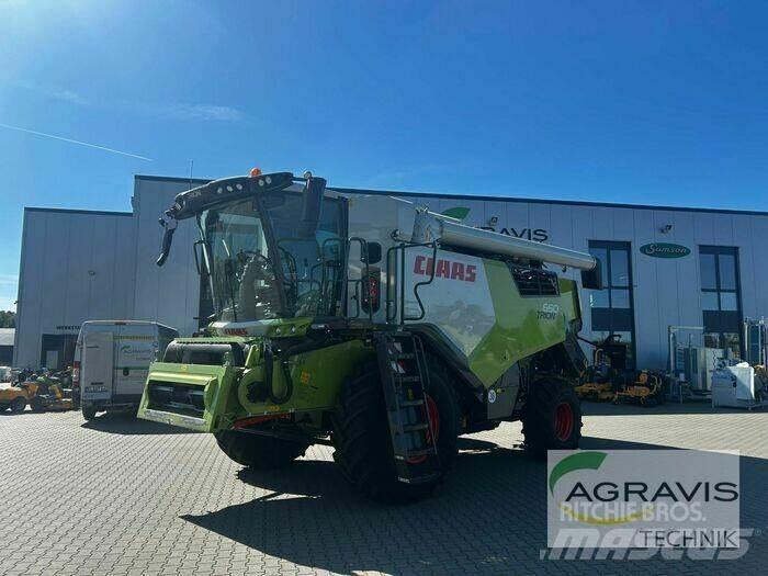 CLAAS TRION 650 Kombájnok
