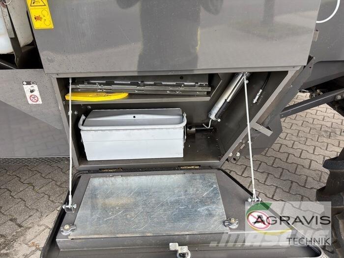 CLAAS TRION 660 Kombájnok