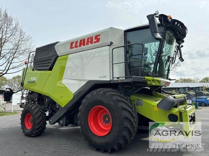 CLAAS TRION 730 Kombájnok