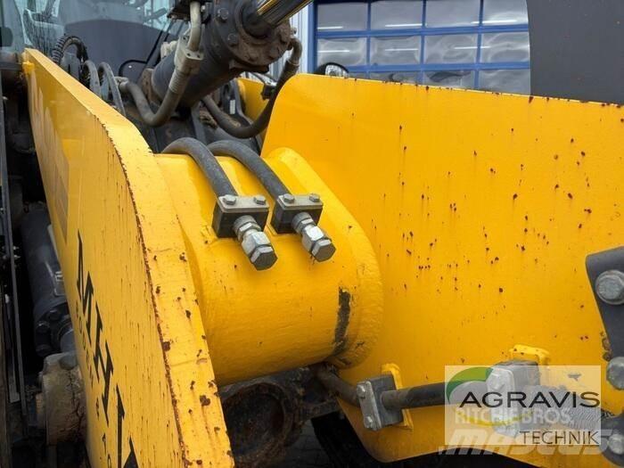 CNH Bauma OLD 921 G Gumikerekes homlokrakodók