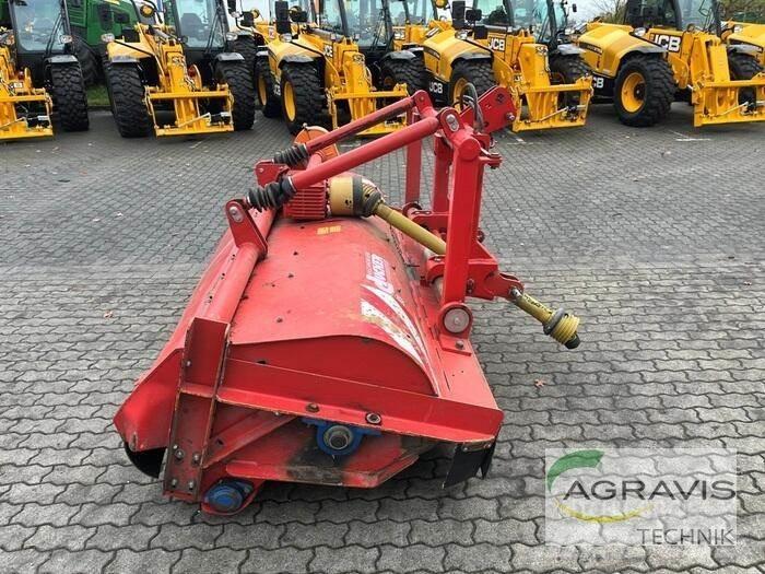 Dücker UM 27 Szárzúzók és fűkaszák