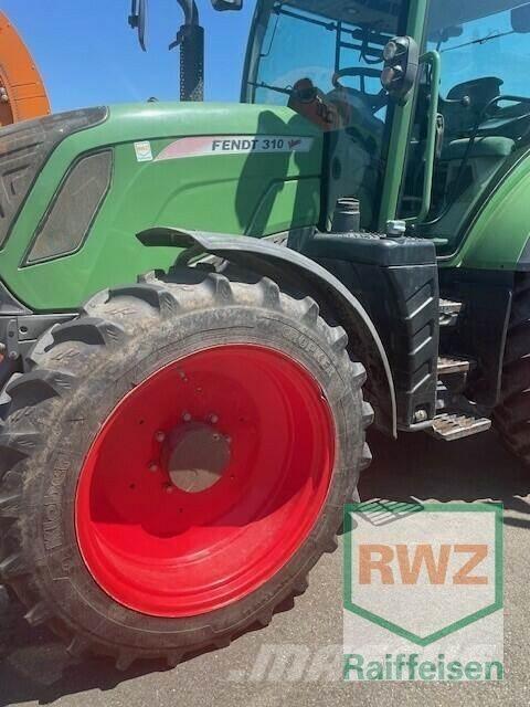 Fendt 310 Vario S4 Traktorok