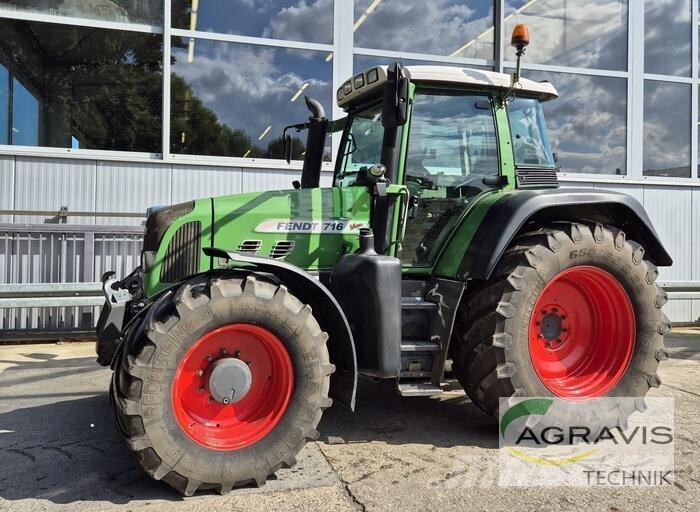 Fendt 716 VARIO Traktorok