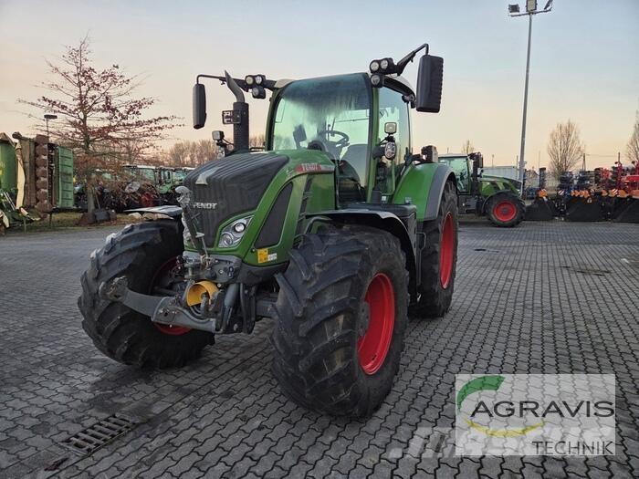 Fendt 718 VARIO GEN-6 Traktorok
