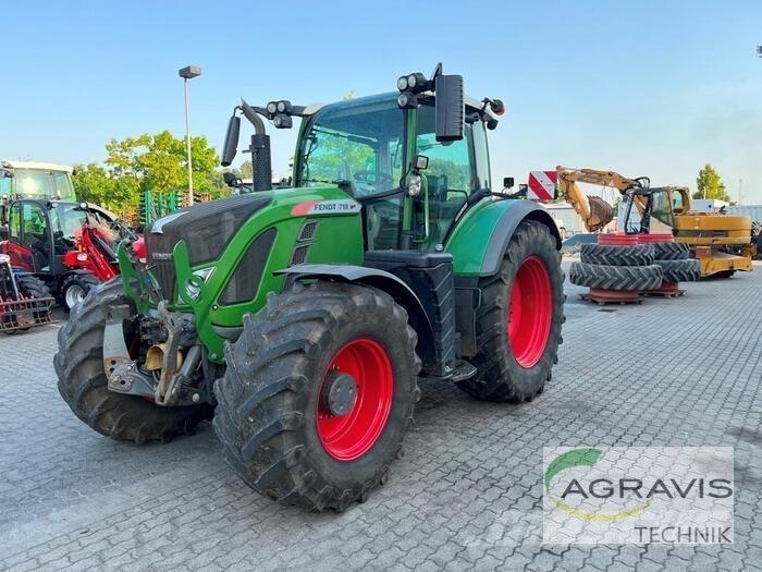 Fendt 718 VARIO S4 Traktorok