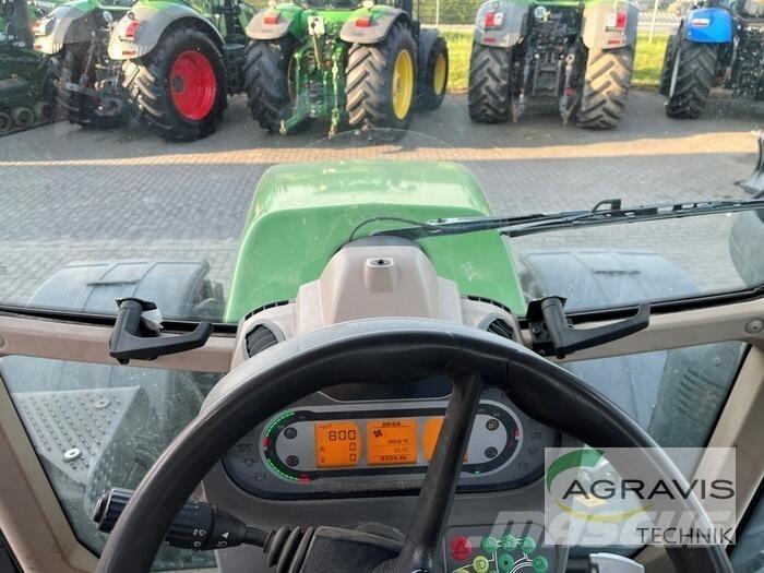 Fendt 718 VARIO S4 Traktorok