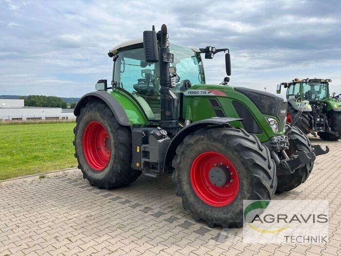 Fendt 718 VARIO S4 Traktorok