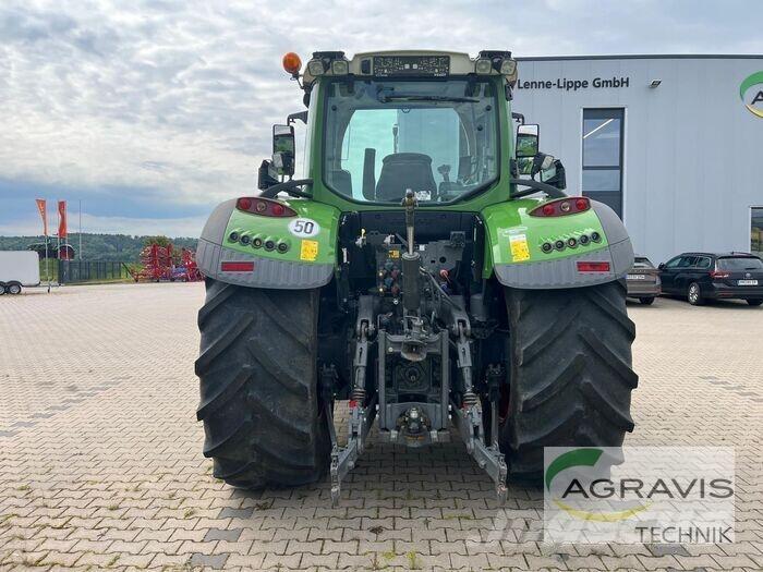 Fendt 718 VARIO S4 Traktorok
