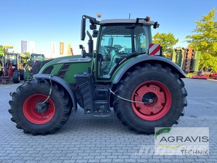 Fendt 720 VARIO S4 Traktorok