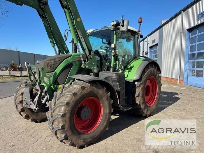 Fendt 722 VARIO S4 Traktorok