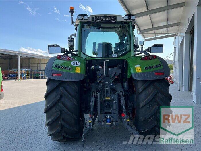 Fendt 724 Vario Gen6 Traktorok