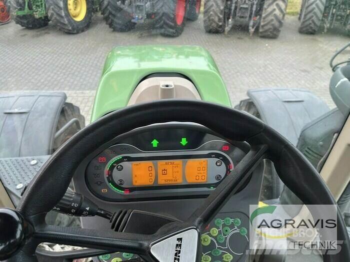 Fendt 724 VARIO S4 Traktorok