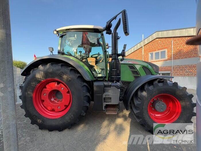 Fendt 724 VARIO S4 Traktorok