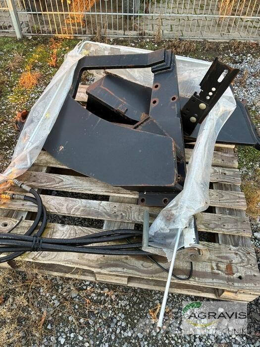 Fendt 724 VARIO S4 Traktorok