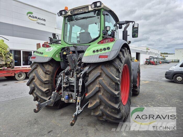 Fendt 724 VARIO S4 Traktorok