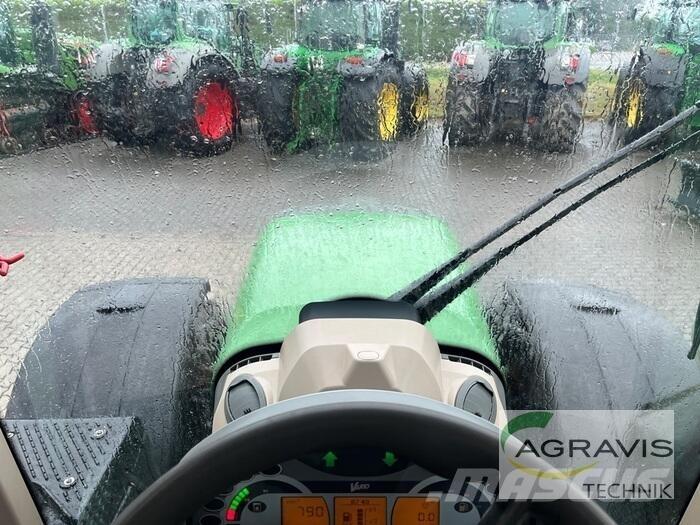 Fendt 724 VARIO SCR Traktorok
