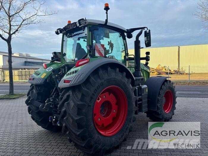 Fendt 728 VARIO GEN-7 Traktorok