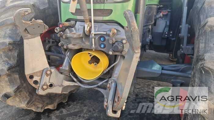 Fendt 818 VARIO Traktorok