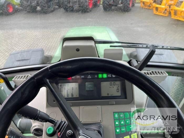 Fendt 820 VARIO TMS Traktorok