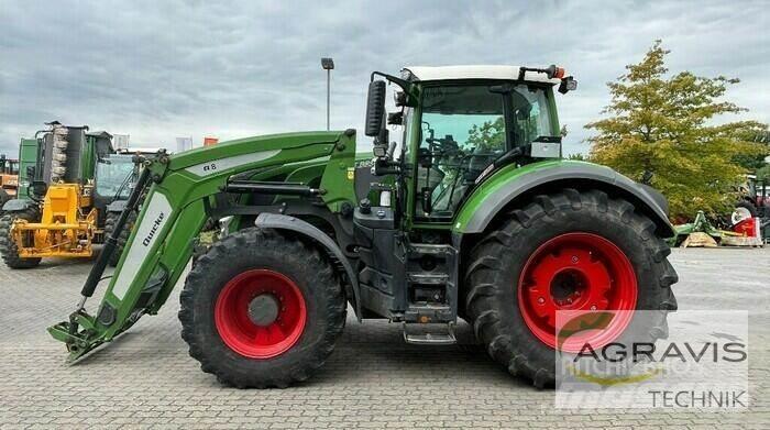 Fendt 824 VARIO S4 Traktorok