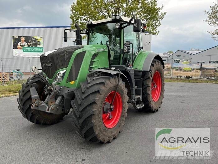 Fendt 824 VARIO S4 Traktorok