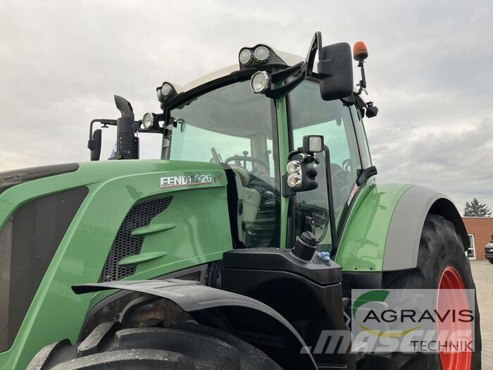 Fendt 826 VARIO S4 Traktorok