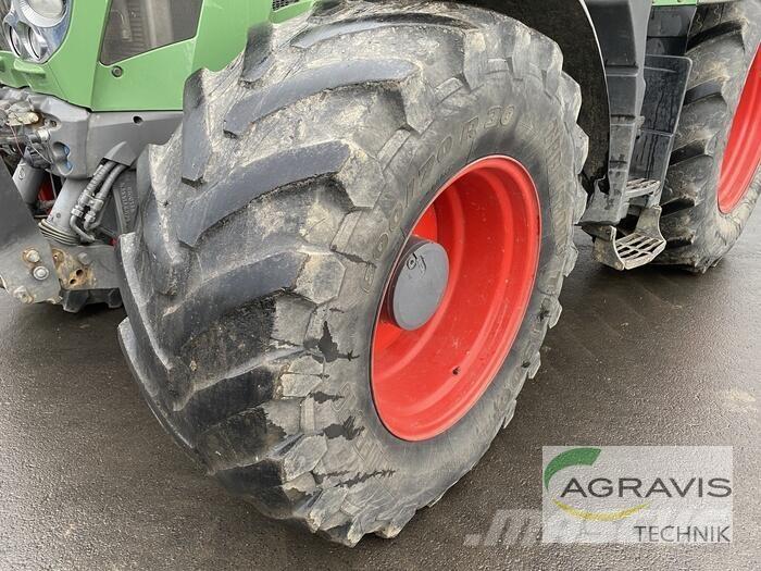 Fendt 826 VARIO SCR Traktorok