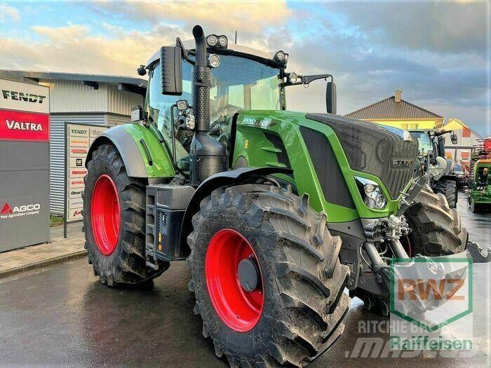 Fendt 828 Vario Traktorok