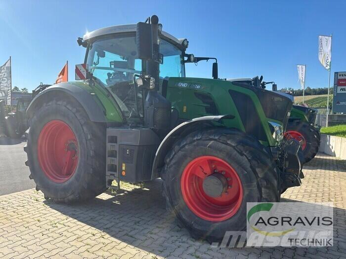 Fendt 828 VARIO S4 Traktorok