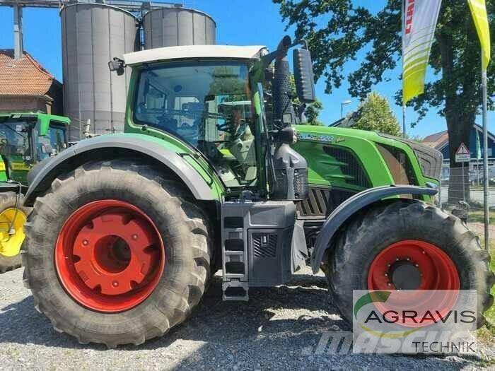 Fendt 828 VARIO S4 Traktorok
