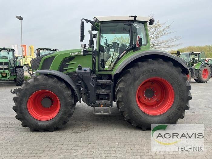 Fendt 828 VARIO S4 Traktorok