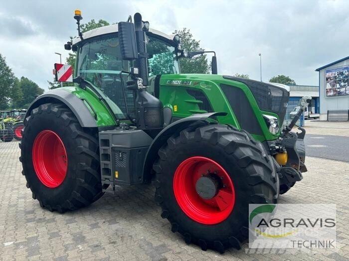 Fendt 828 VARIO S4 Traktorok