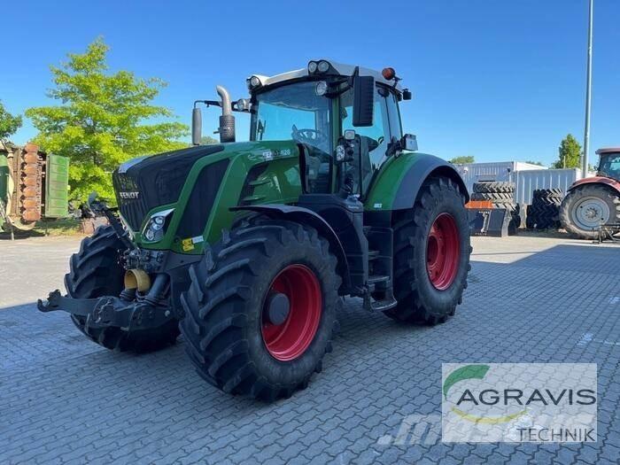 Fendt 828 VARIO S4 Traktorok