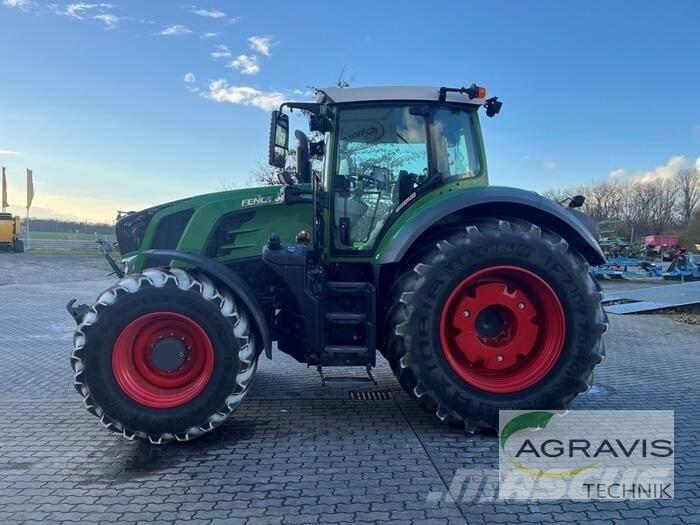 Fendt 828 VARIO S4 Traktorok