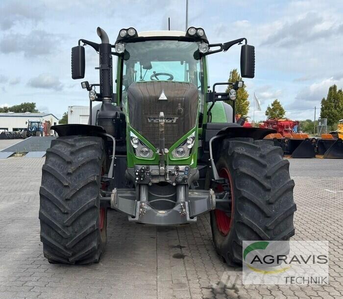 Fendt 828 VARIO S4 Traktorok