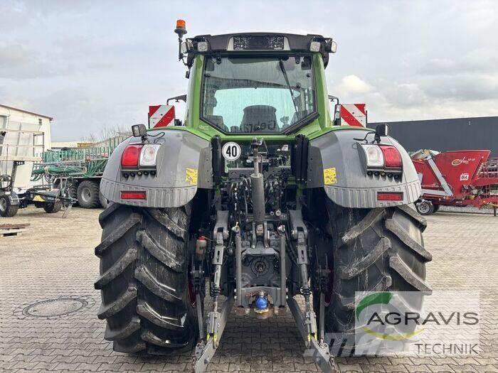 Fendt 828 VARIO S4 Traktorok