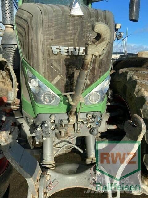 Fendt 933 Vario Traktorok