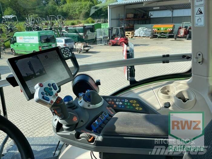 Fendt 933 Vario Traktorok