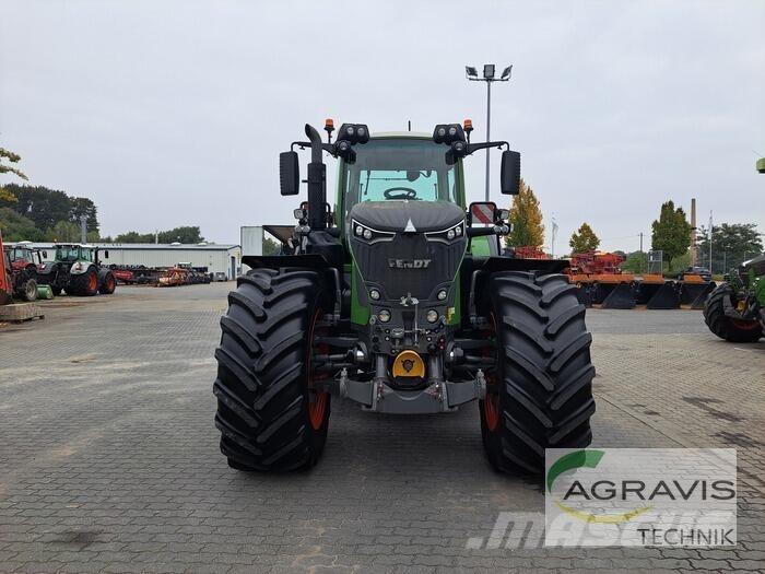 Fendt 942 VARIO GEN-7 Traktorok